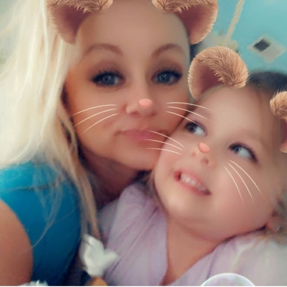 Please help me get rid of my unlisted mess of a posh room PLEASE!!! Today 4:30 - Picture 11 of 16